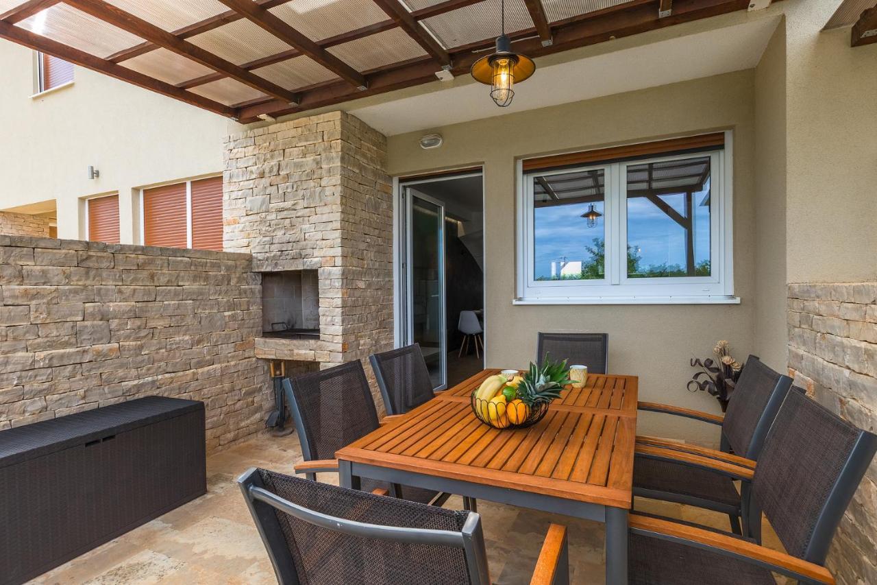 Casa Lori Apartman Rosini Kültér fotó