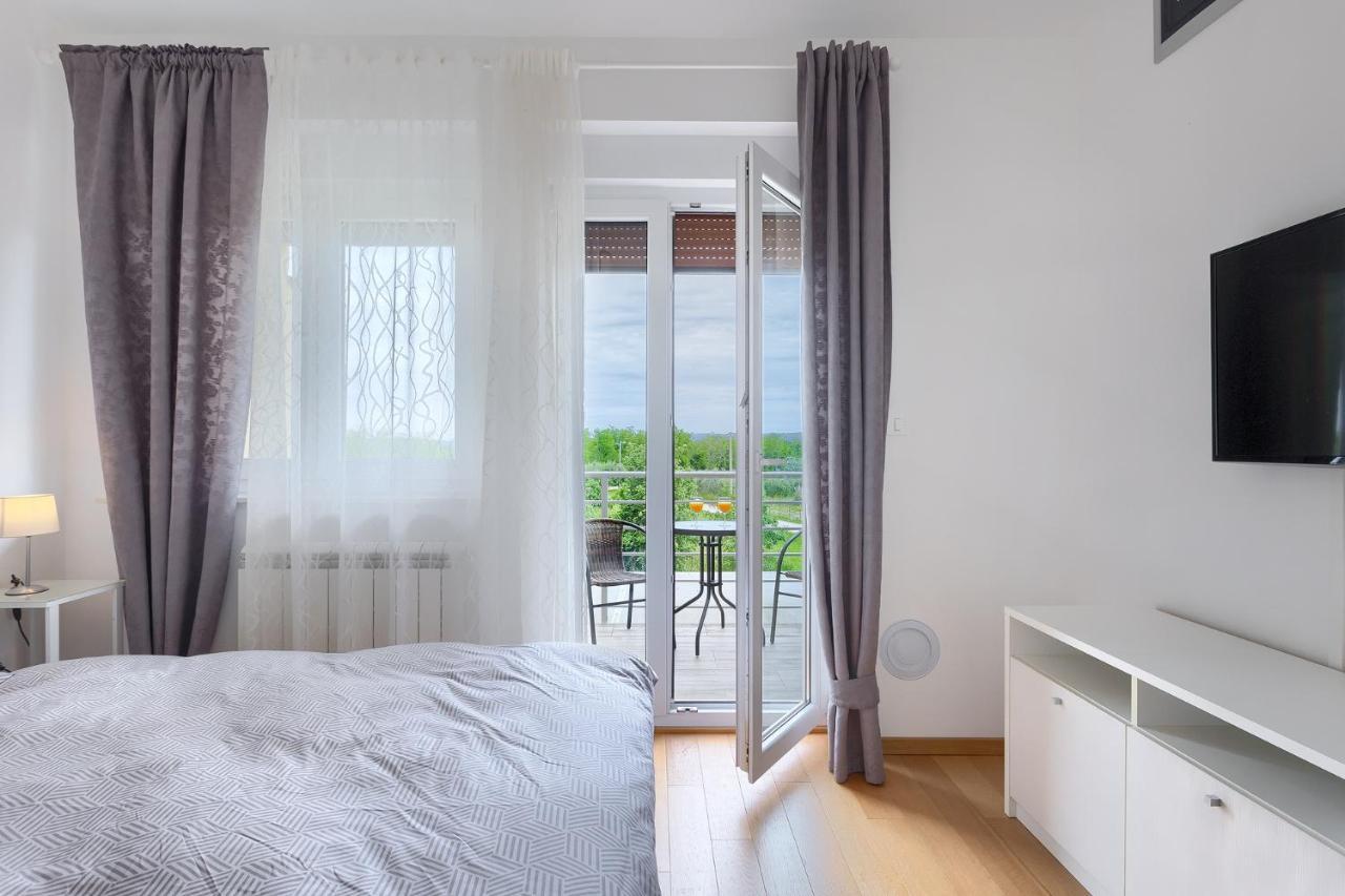 Casa Lori Apartman Rosini Kültér fotó